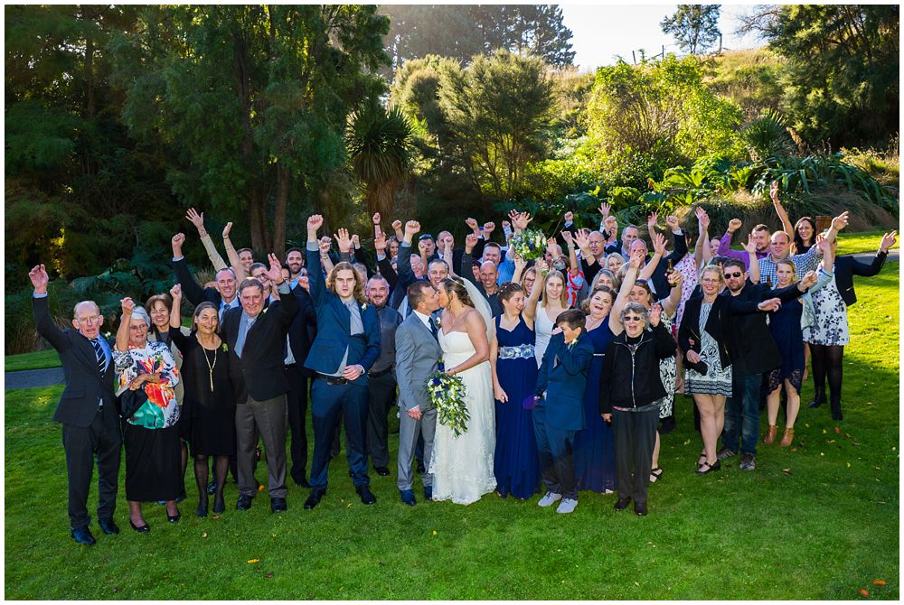 big group wedding photo